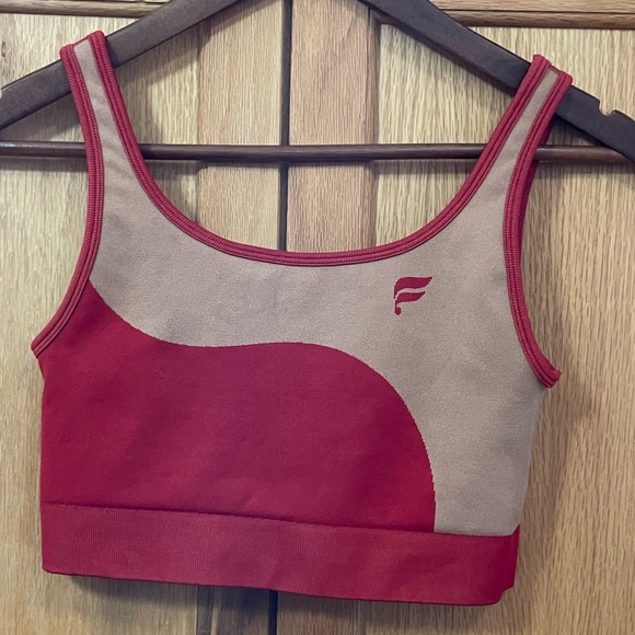 Fabletics Sunny Reversible Low Impact Sports Bra Haute Red/Maplewood Tan Small - Picture 5 of 11